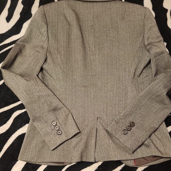 Banana Republic Classic Gray Blazer - Picture 2 of 2